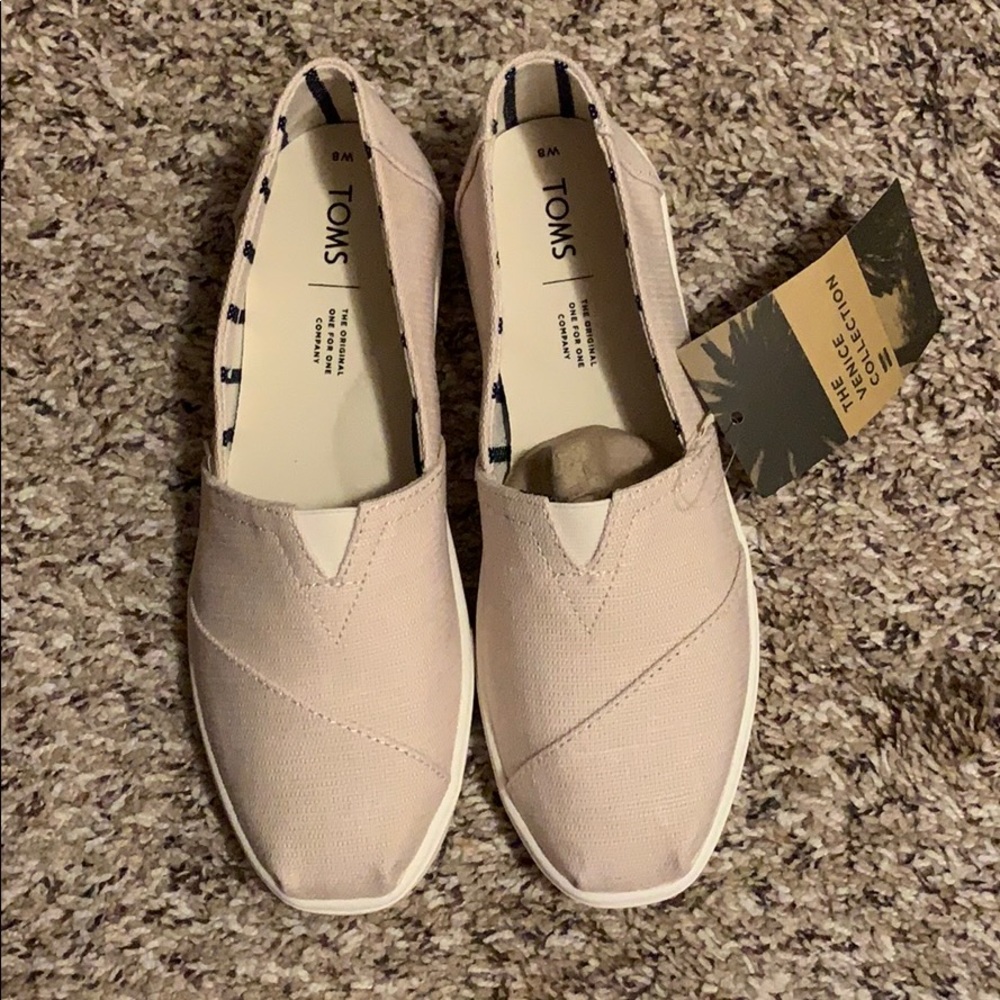 NWT Toms natural heritage canvas cupsole